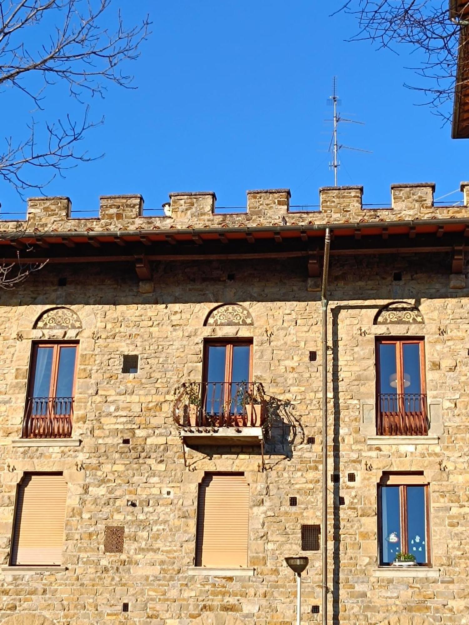 Florence Castle Apartment 2 Bedrooms, 2 Bathrooms ภายนอก รูปภาพ