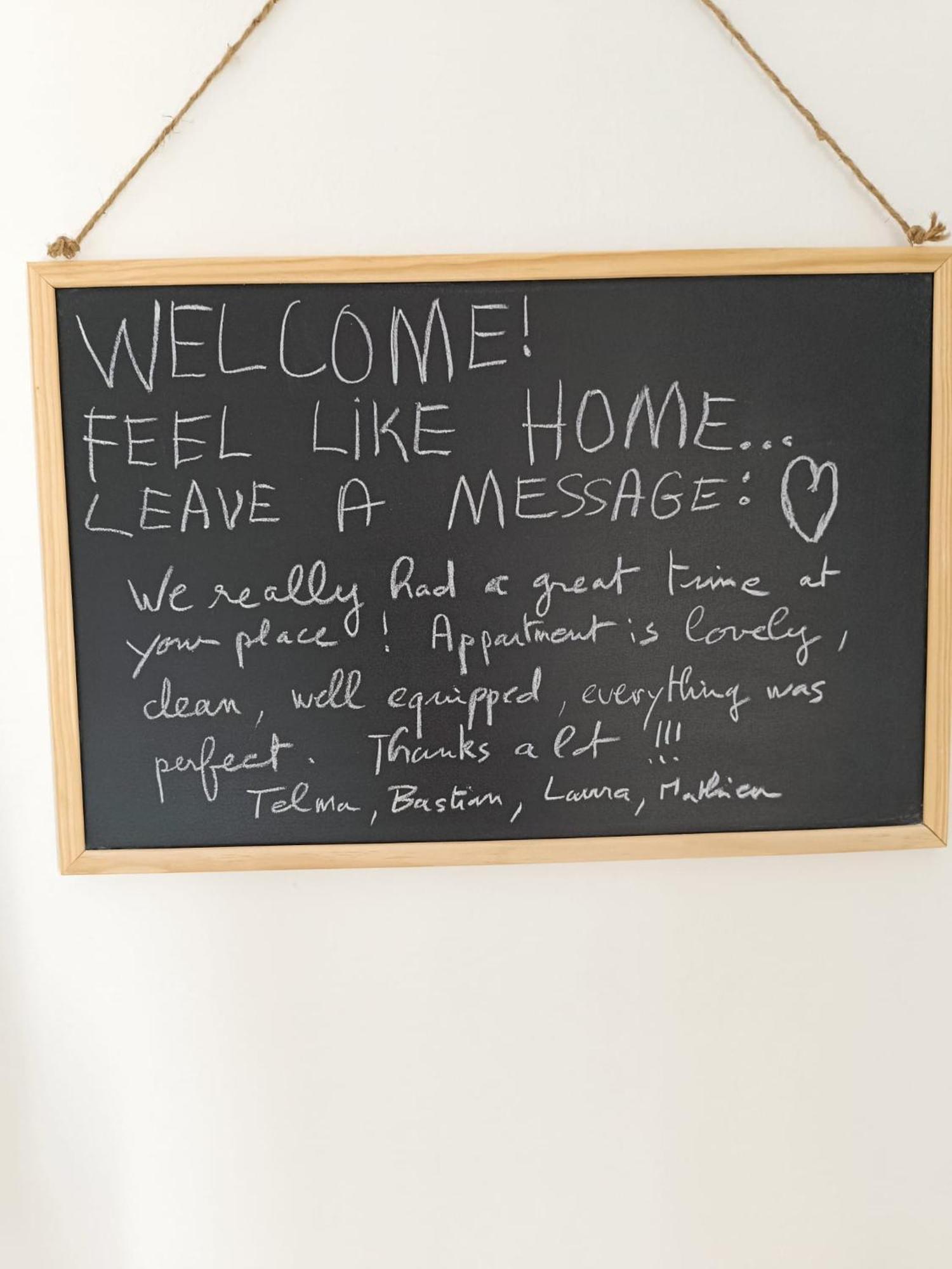 Florence Castle Apartment 2 Bedrooms, 2 Bathrooms ภายนอก รูปภาพ